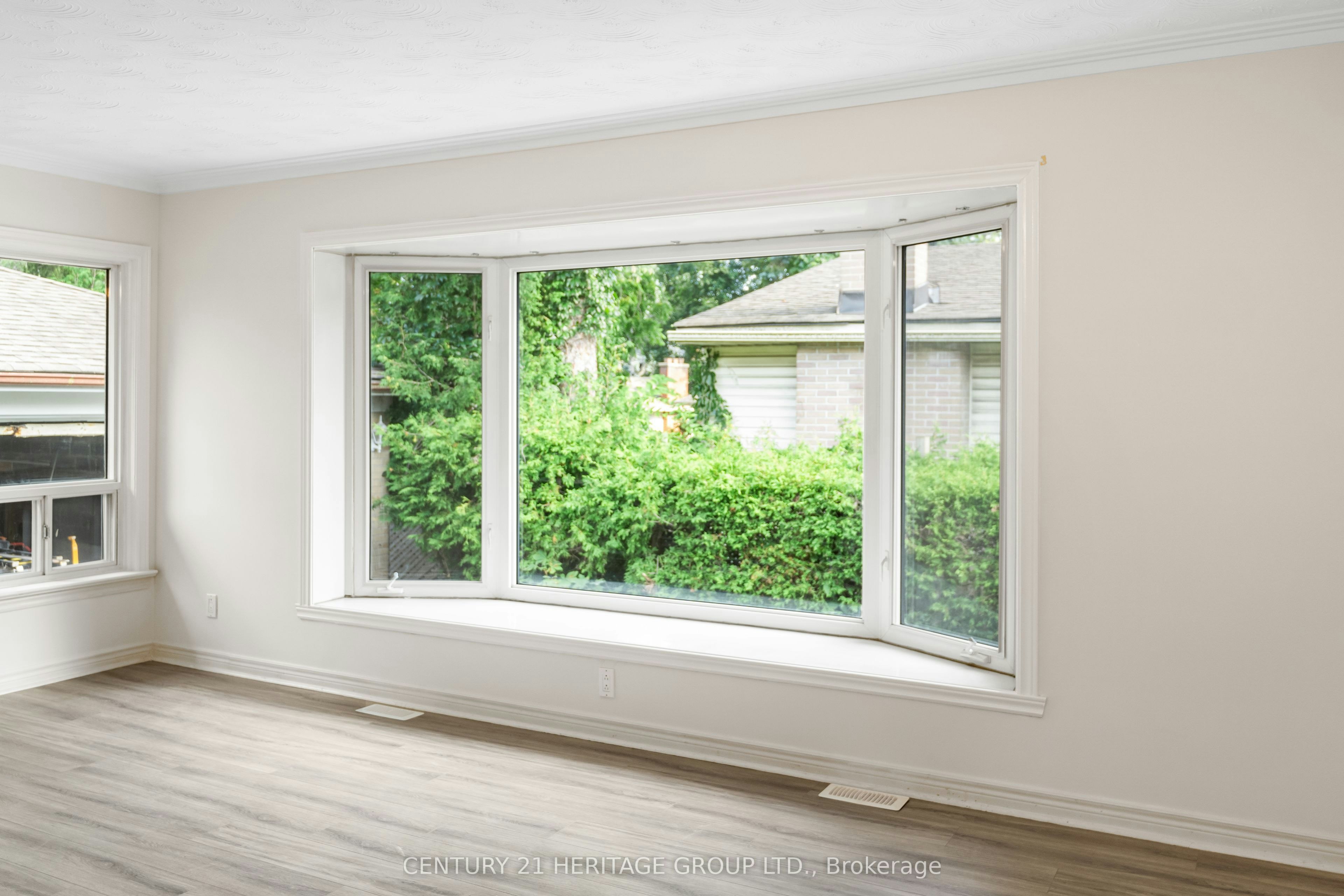 Main-95 Lucas Street, Richmond Hill, ON, L4C 4P4 - 35