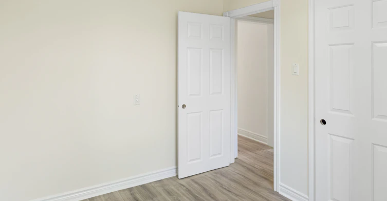Main-95 Lucas Street, Richmond Hill, ON, L4C 4P4 - 15