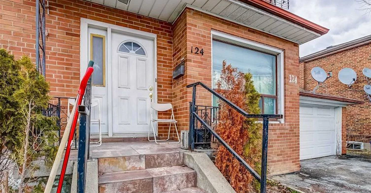 Main-124 Major Mackenzie Drive E, Richmond Hill, ON, L4C 1H1