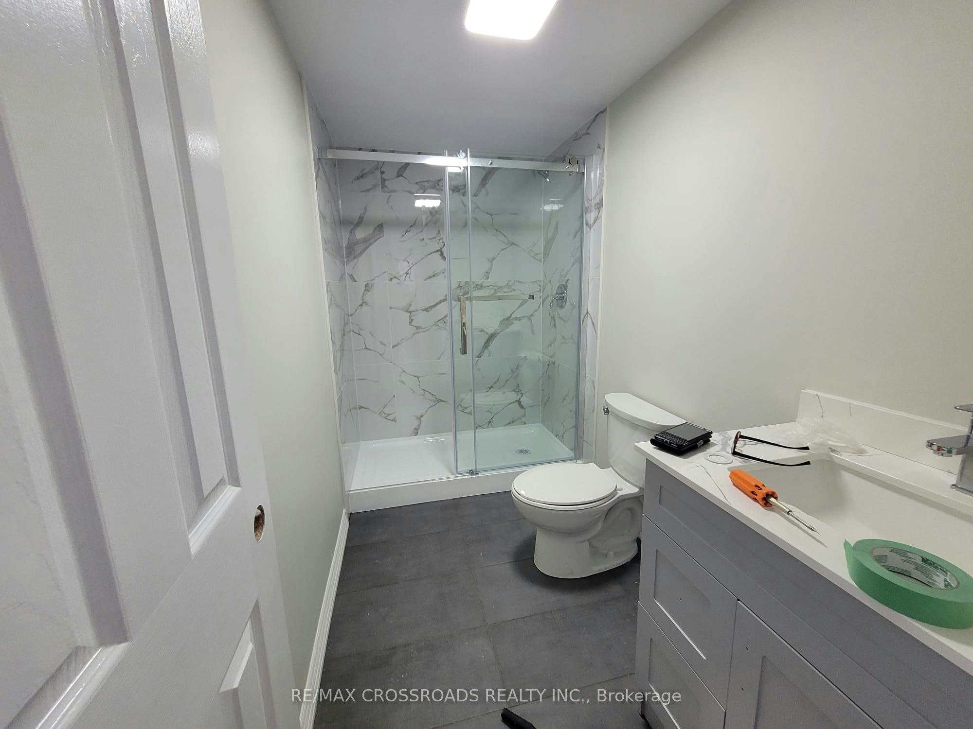 Main-124 Major Mackenzie Drive E, Richmond Hill, ON, L4C 1H1 - 8