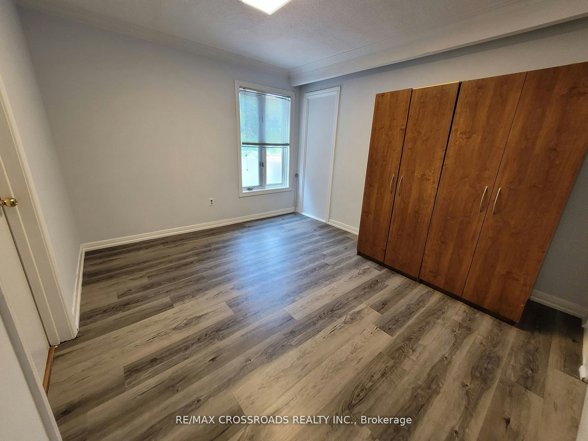 Main-124 Major Mackenzie Drive E, Richmond Hill, ON, L4C 1H1 - 2