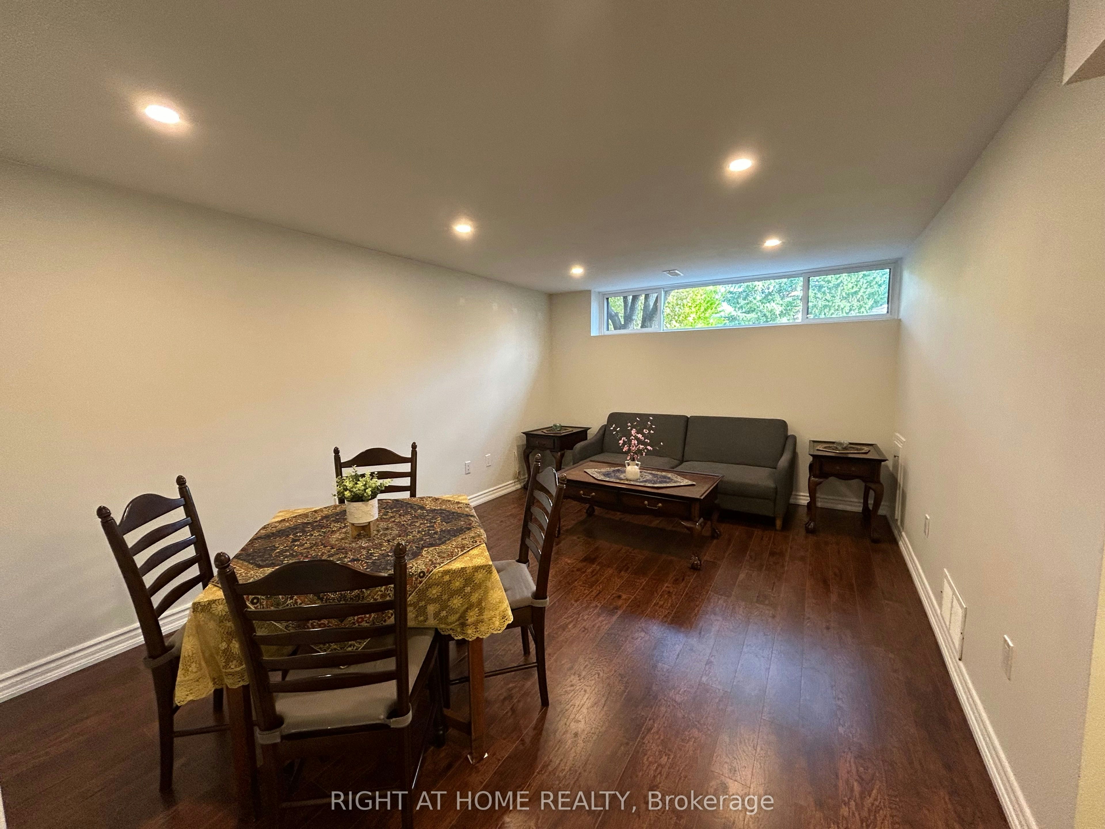 36 Aurora Heights Drive, Aurora, ON, L4G 2W7 - 4