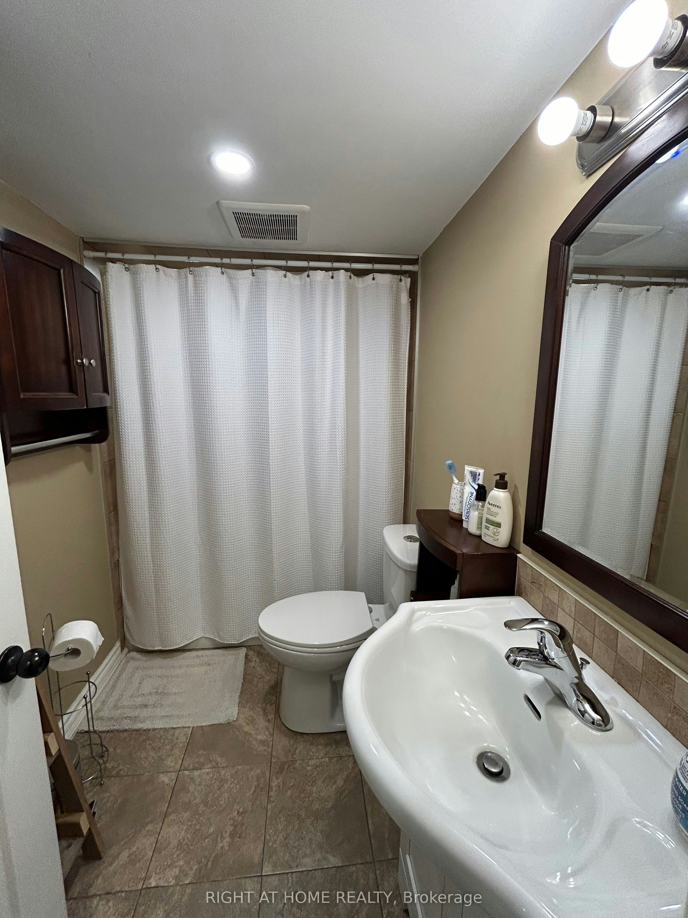 36 Aurora Heights Drive, Aurora, ON, L4G 2W7 - 10
