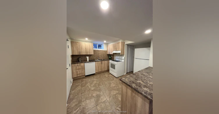 36 Aurora Heights Drive, Aurora, ON, L4G 2W7 - 6