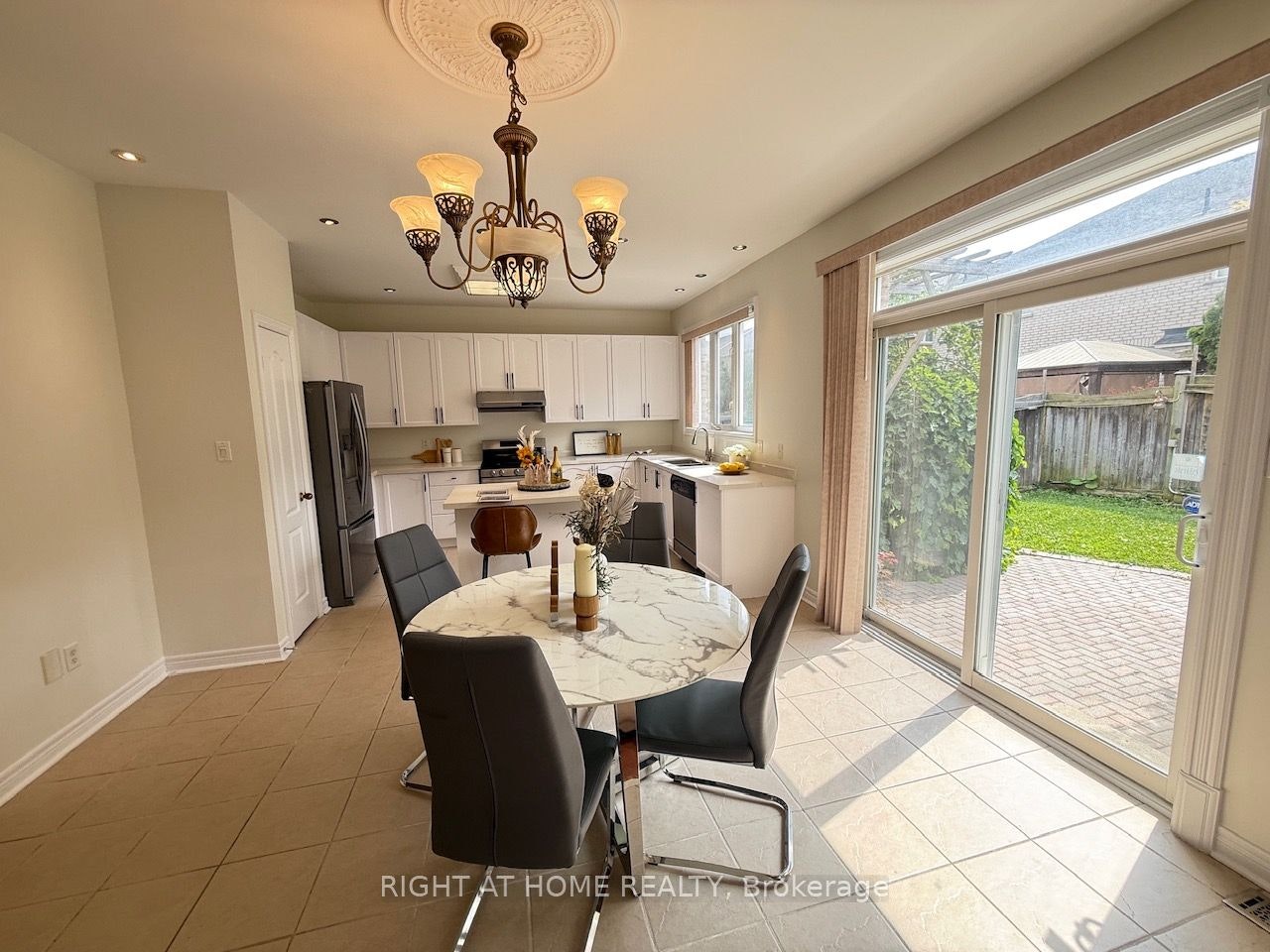 17 Coral Cove Court, Markham, ON, L6E 1L1 - 21