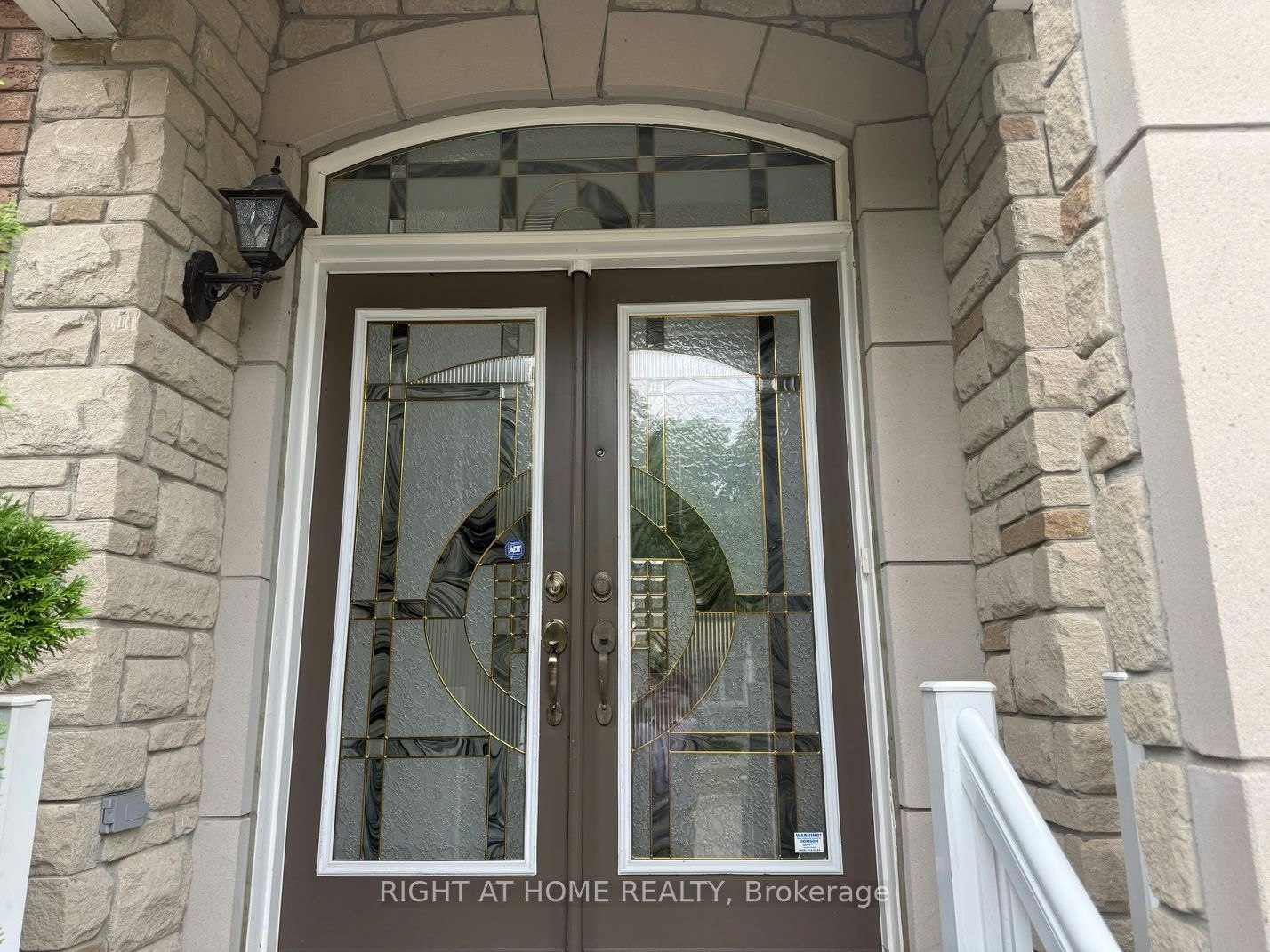 17 Coral Cove Court, Markham, ON, L6E 1L1 - 3