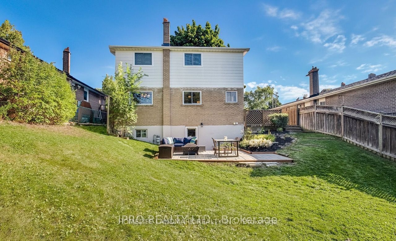 BSMT-755 Botany Hill Crescent, Newmarket, ON, L3Y 3A7 - 12