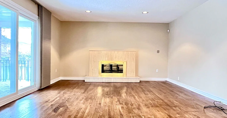 20 Piccadilly Road, Richmond Hill, ON, L4B 1S5 - 5