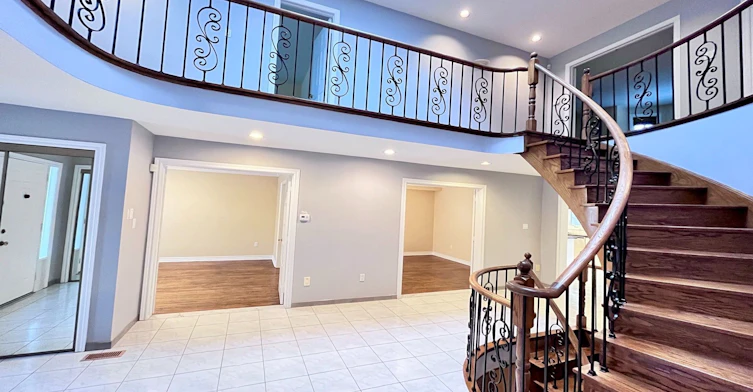 20 Piccadilly Road, Richmond Hill, ON, L4B 1S5 - 12