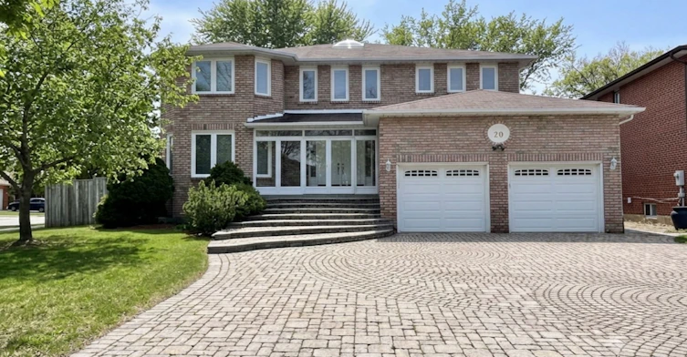 20 Piccadilly Road, Richmond Hill, ON, L4B 1S5
