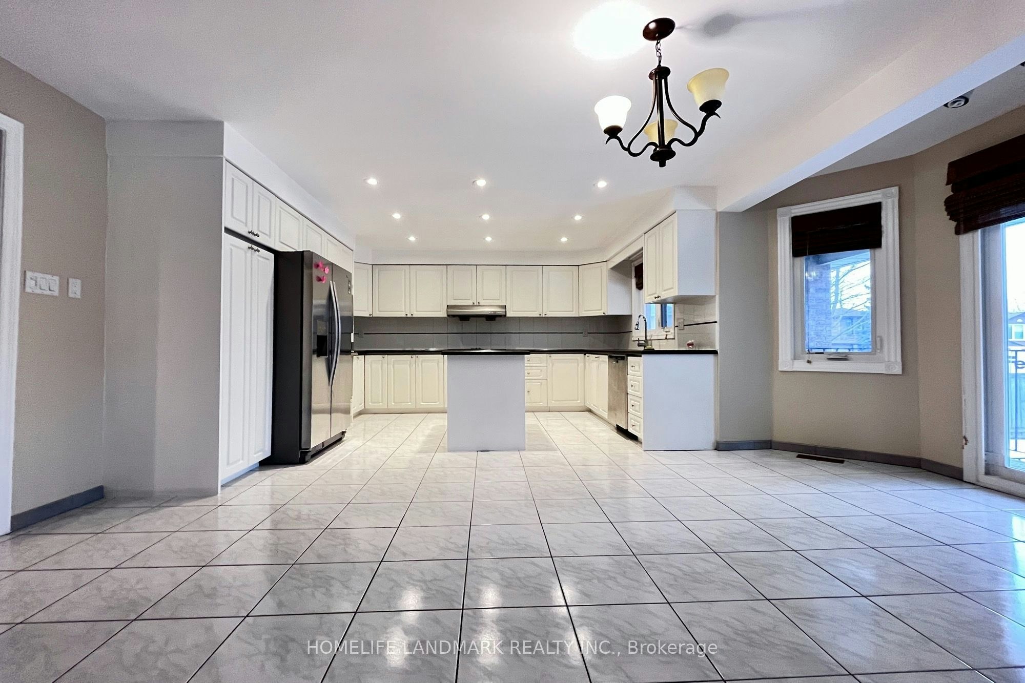 20 Piccadilly Road, Richmond Hill, ON, L4B 1S5 - 9