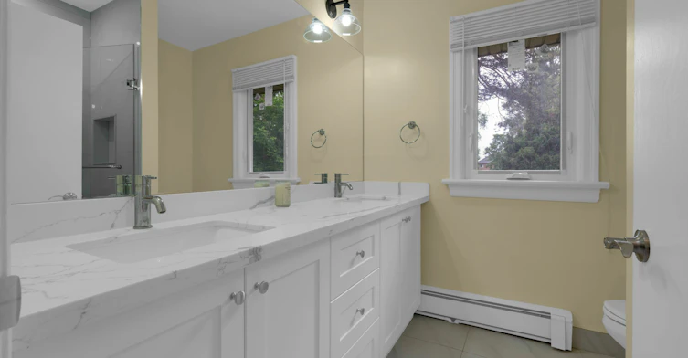 5373 Aurora Road, Whitchurch-Stouffville, ON, L4A 7X4 - 12