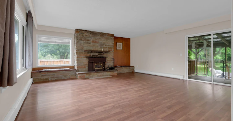 5373 Aurora Road, Whitchurch-Stouffville, ON, L4A 7X4 - 5
