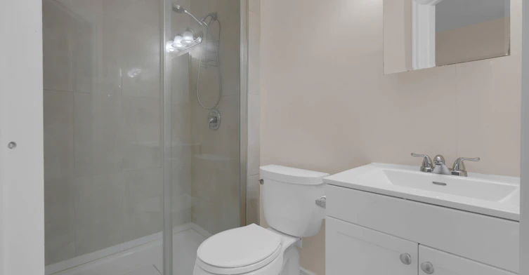 5373 Aurora Road, Whitchurch-Stouffville, ON, L4A 7X4 - 8