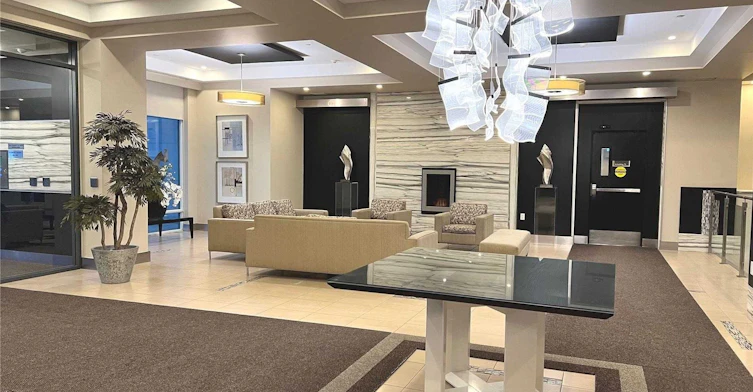 508-75 South Town Centre Boulevard, Markham, ON, L6G 0B3 - 2
