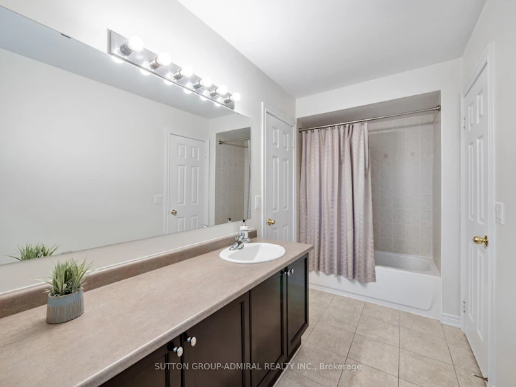 23 Kerr Lane, Aurora, ON, L4G 0E5 - 36