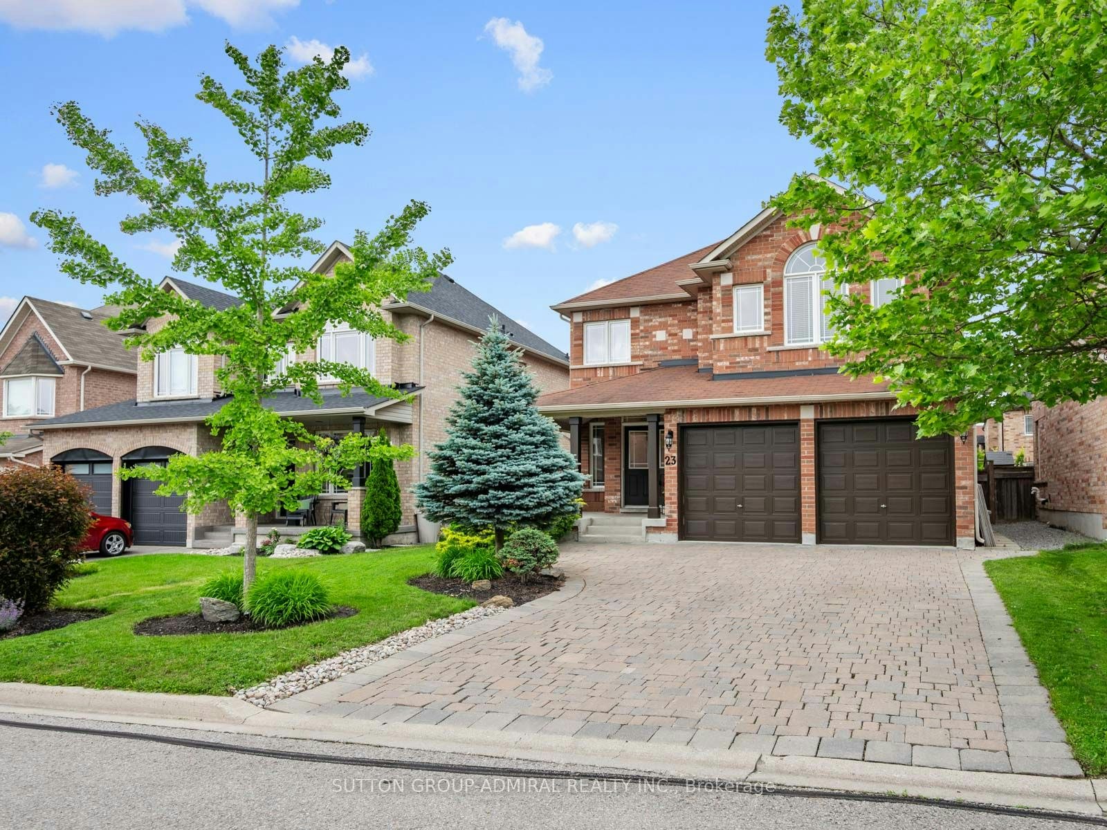 23 Kerr Lane, Aurora, ON, L4G 0E5 - 2