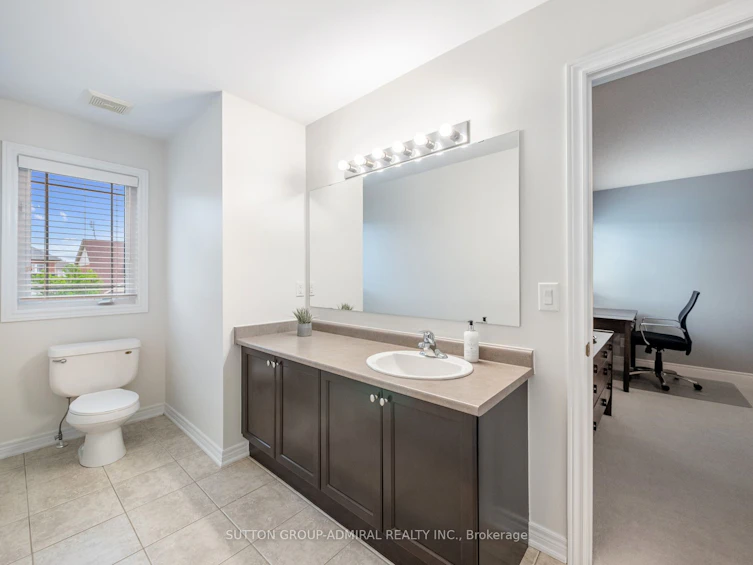 23 Kerr Lane, Aurora, ON, L4G 0E5 - 35