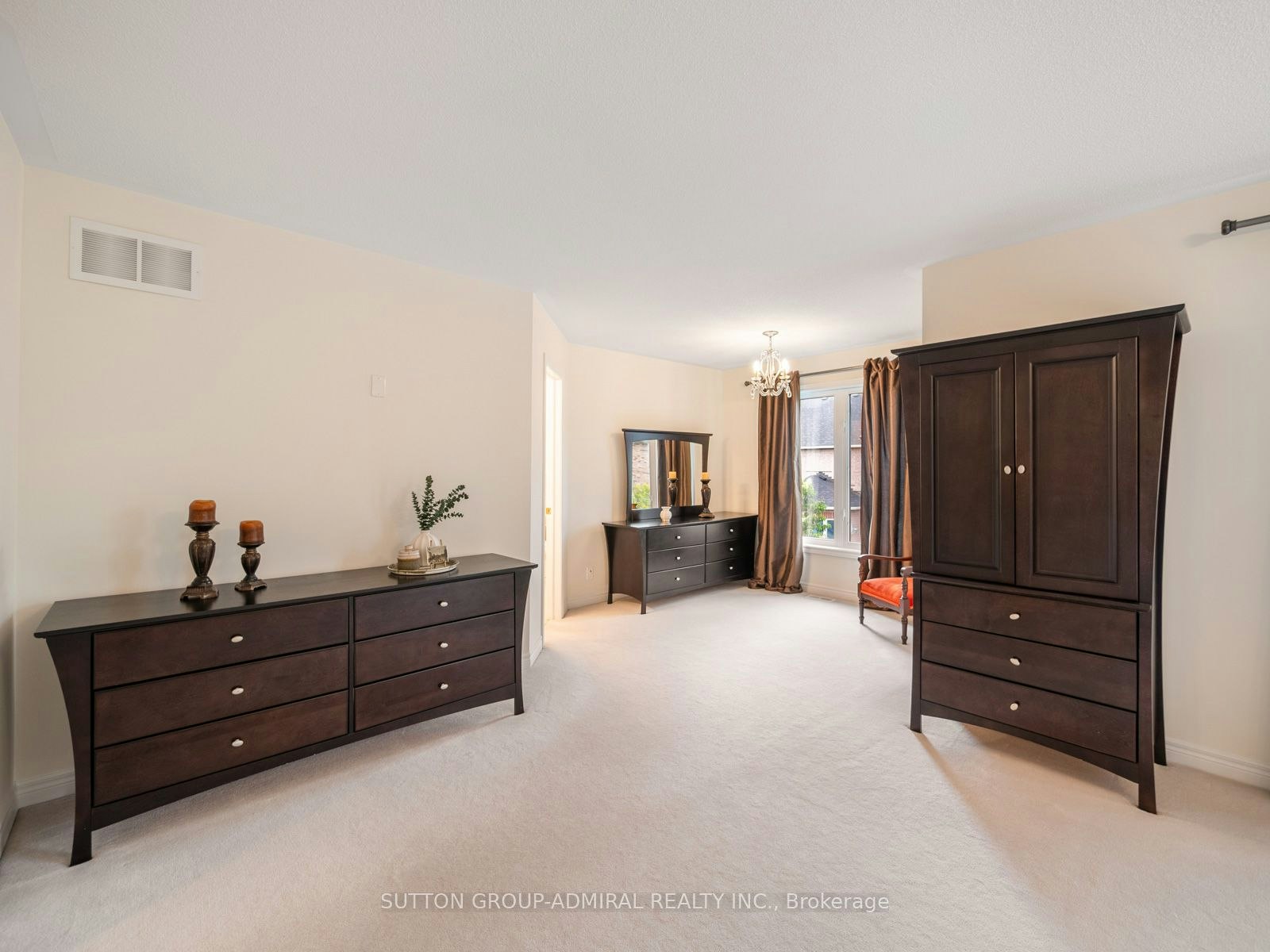 23 Kerr Lane, Aurora, ON, L4G 0E5 - 28