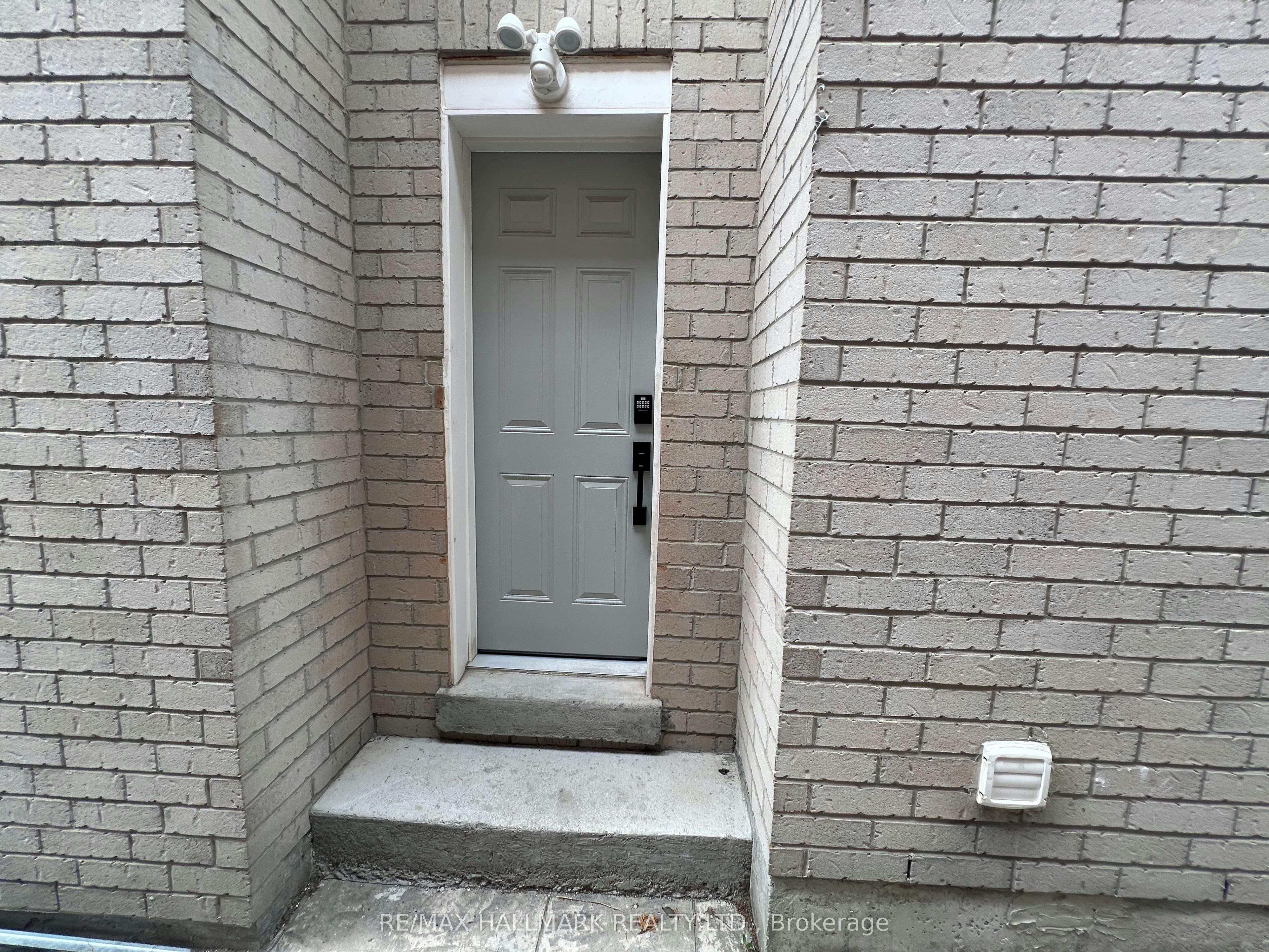 Basement-15 Cormorant Crescent, Vaughan, ON, L4H 2R1 - 2