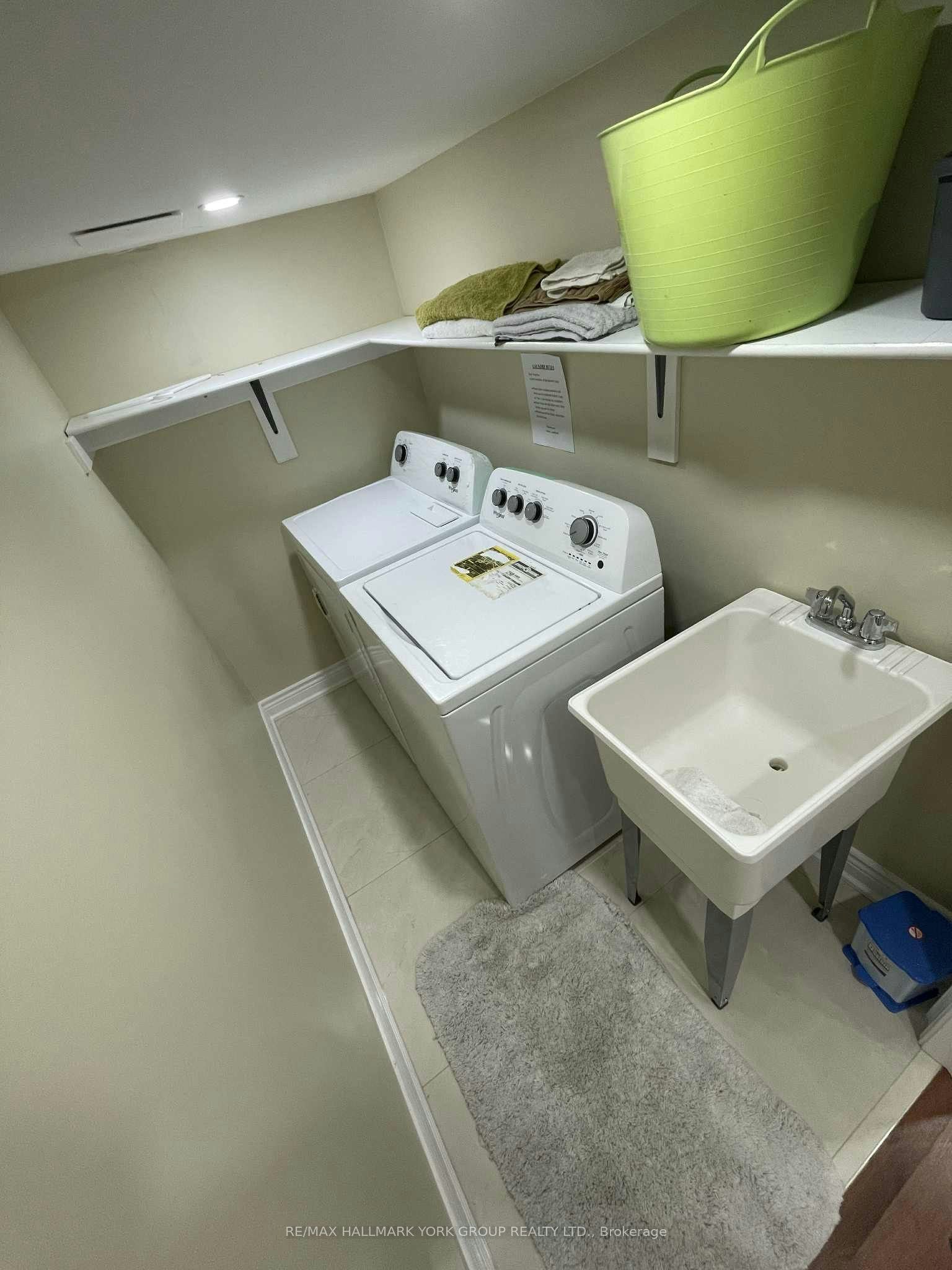 BASEMENT-33 Deerwood Crescent, Richmond Hill, ON, L4E 3V4 - 12