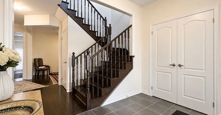 101 Connell Drive, Georgina, ON, L4P 0K3 - 2