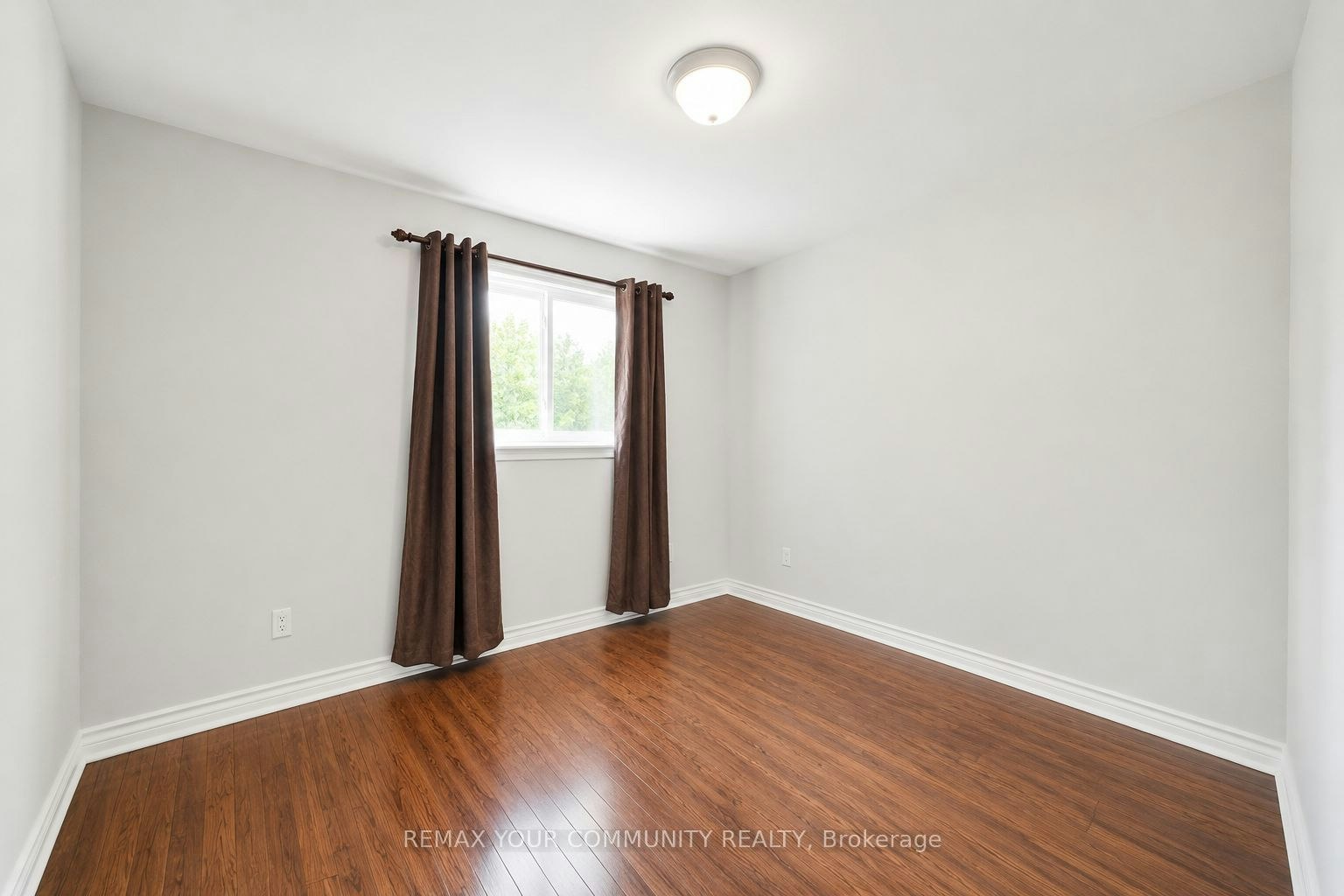 UPPER-376 Agar Avenue, Bradford West Gwillimbury, ON, L3Z 1H5 - 9