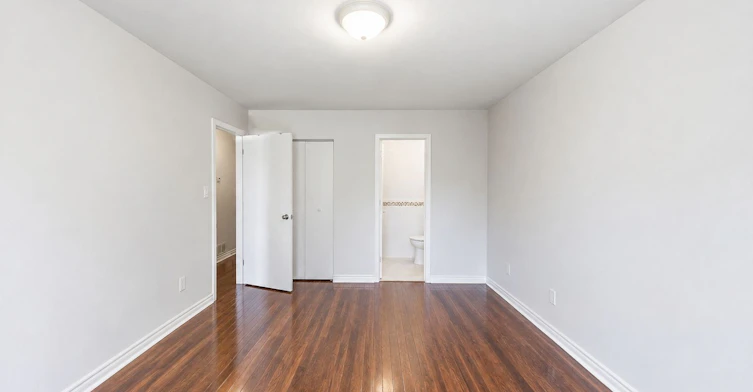 UPPER-376 Agar Avenue, Bradford West Gwillimbury, ON, L3Z 1H5 - 5