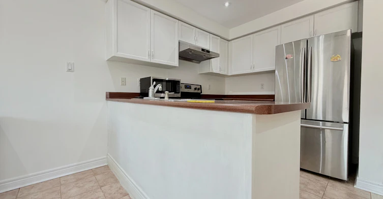 1967 Bur Oak Avenue, Markham, ON, L6E 1W4 - 2