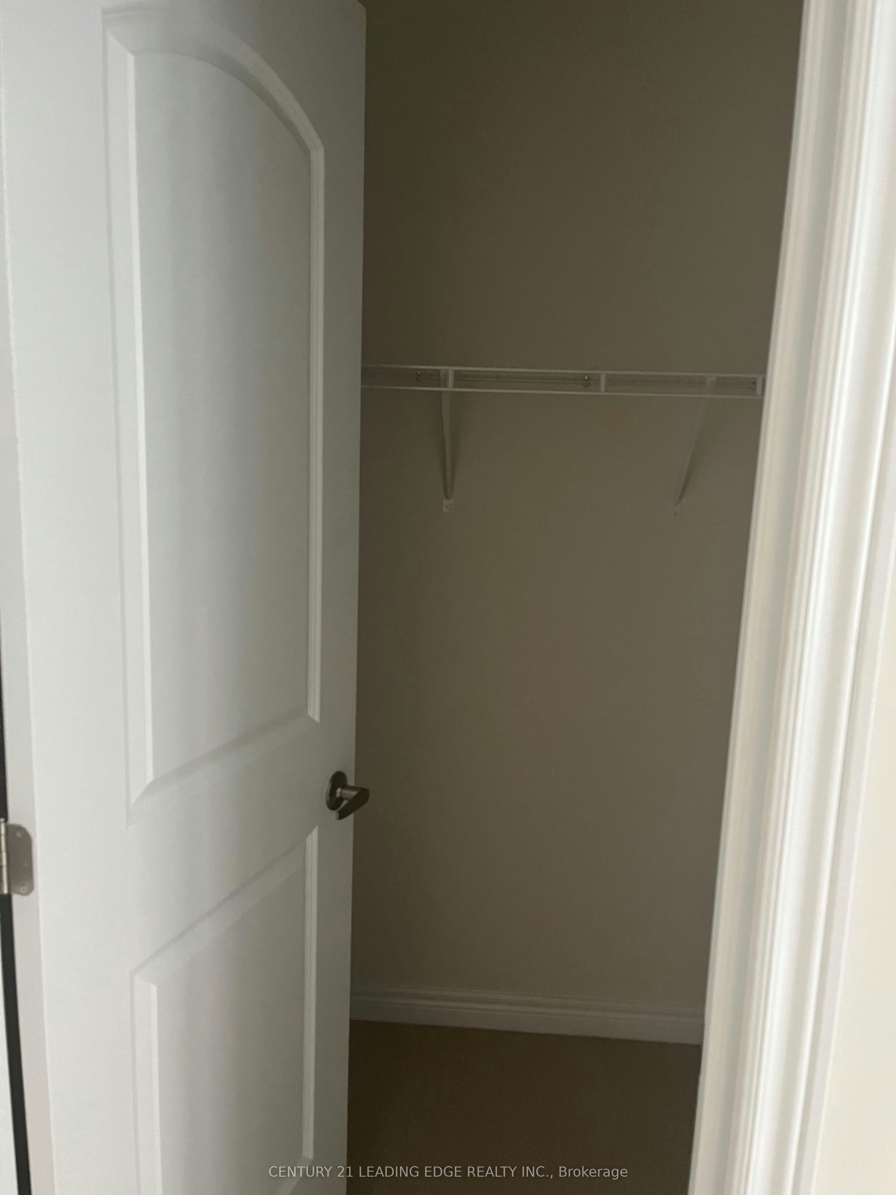 1 Bdrm Upper Level-23 Boland Court, Aurora, ON, L4G 0W6 - 3