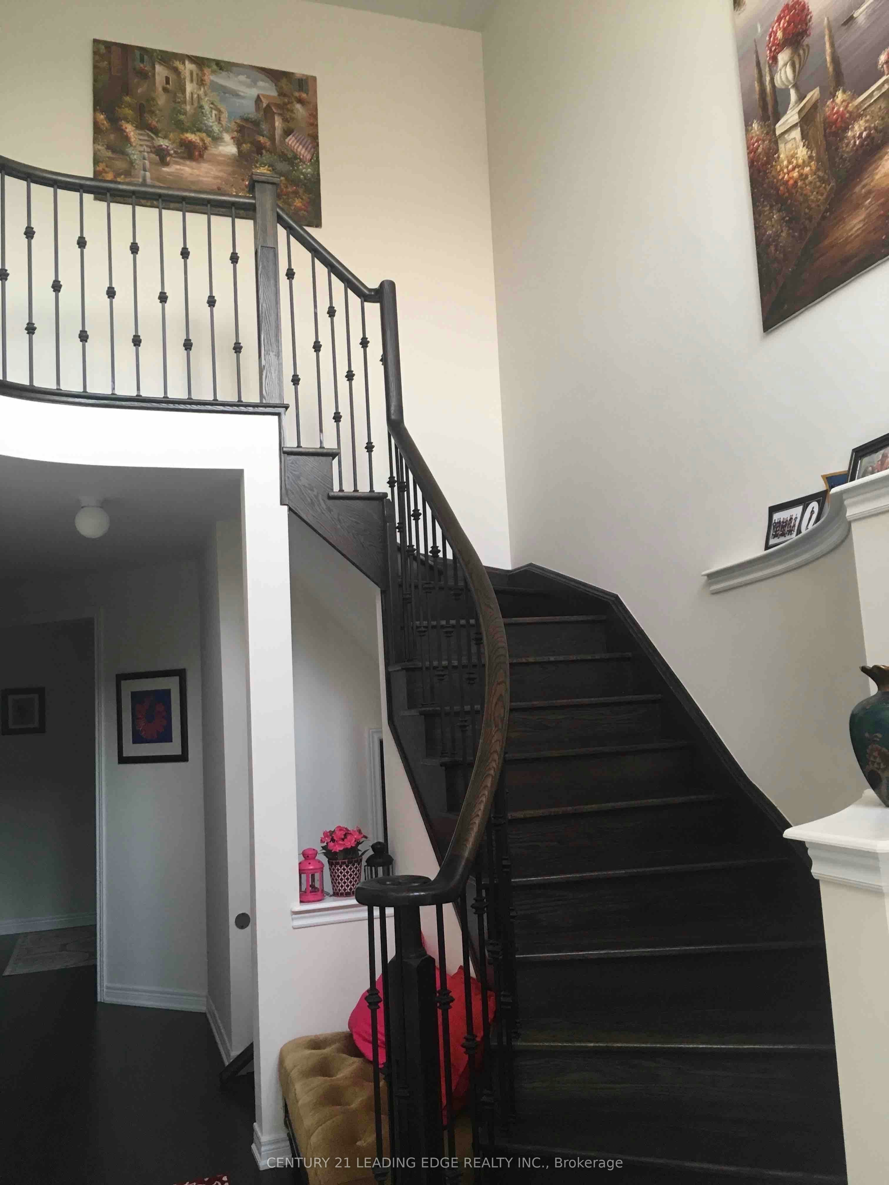 1 Bdrm Upper Level-23 Boland Court, Aurora, ON, L4G 0W6 - 6