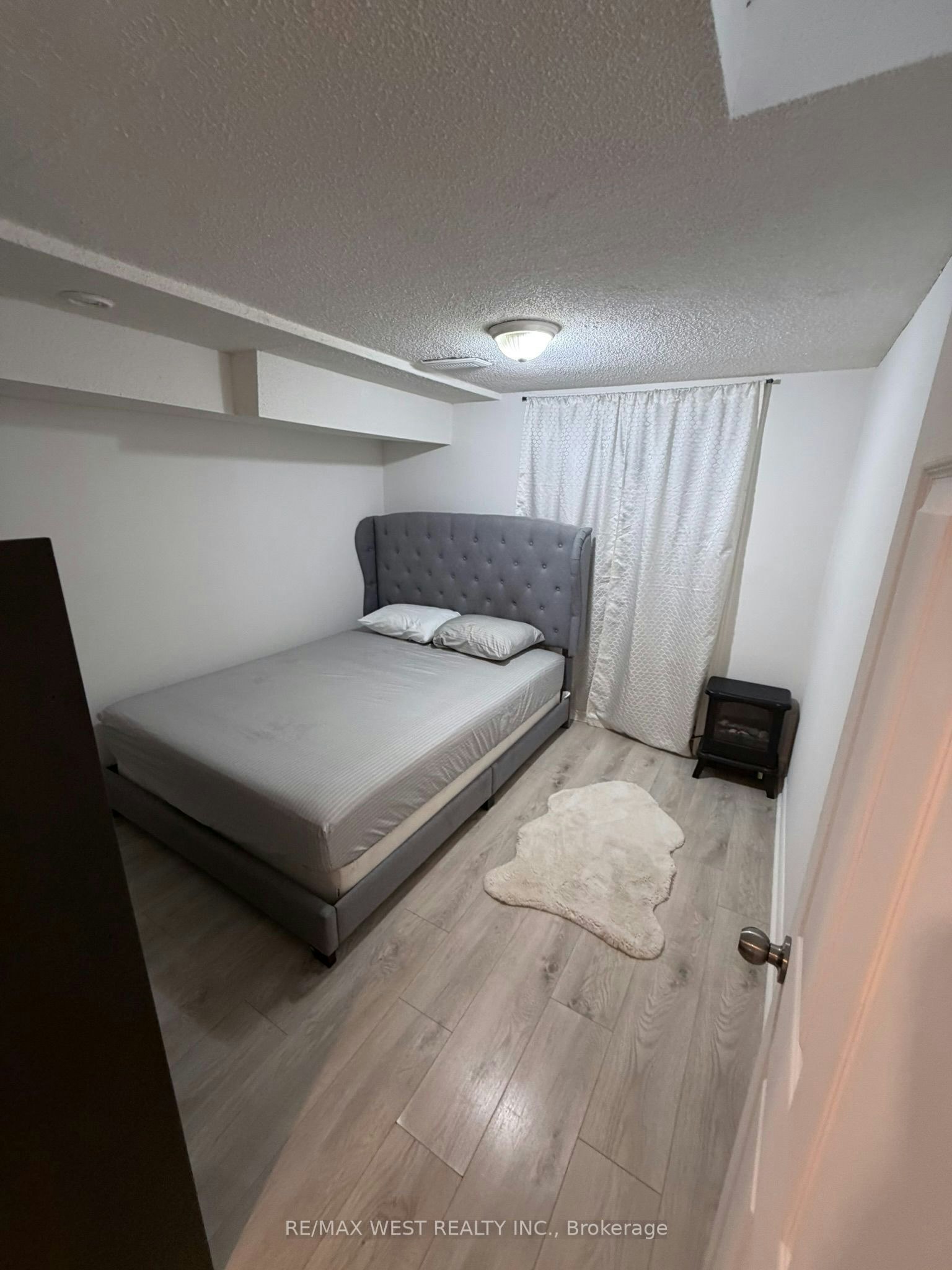 Basement-52 Marchwood Crescent, Richmond Hill, ON, L4C 8M4 - 6