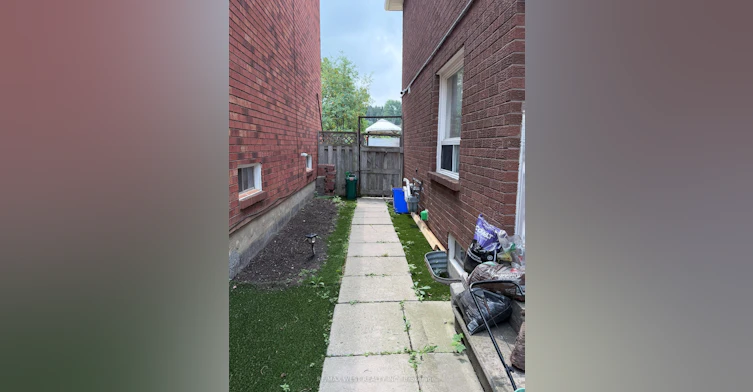 Basement-52 Marchwood Crescent, Richmond Hill, ON, L4C 8M4 - 2