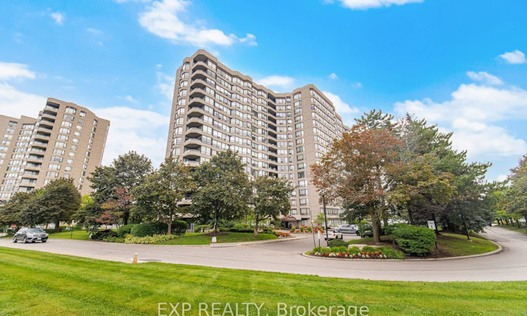 410-7440 Bathurst Street