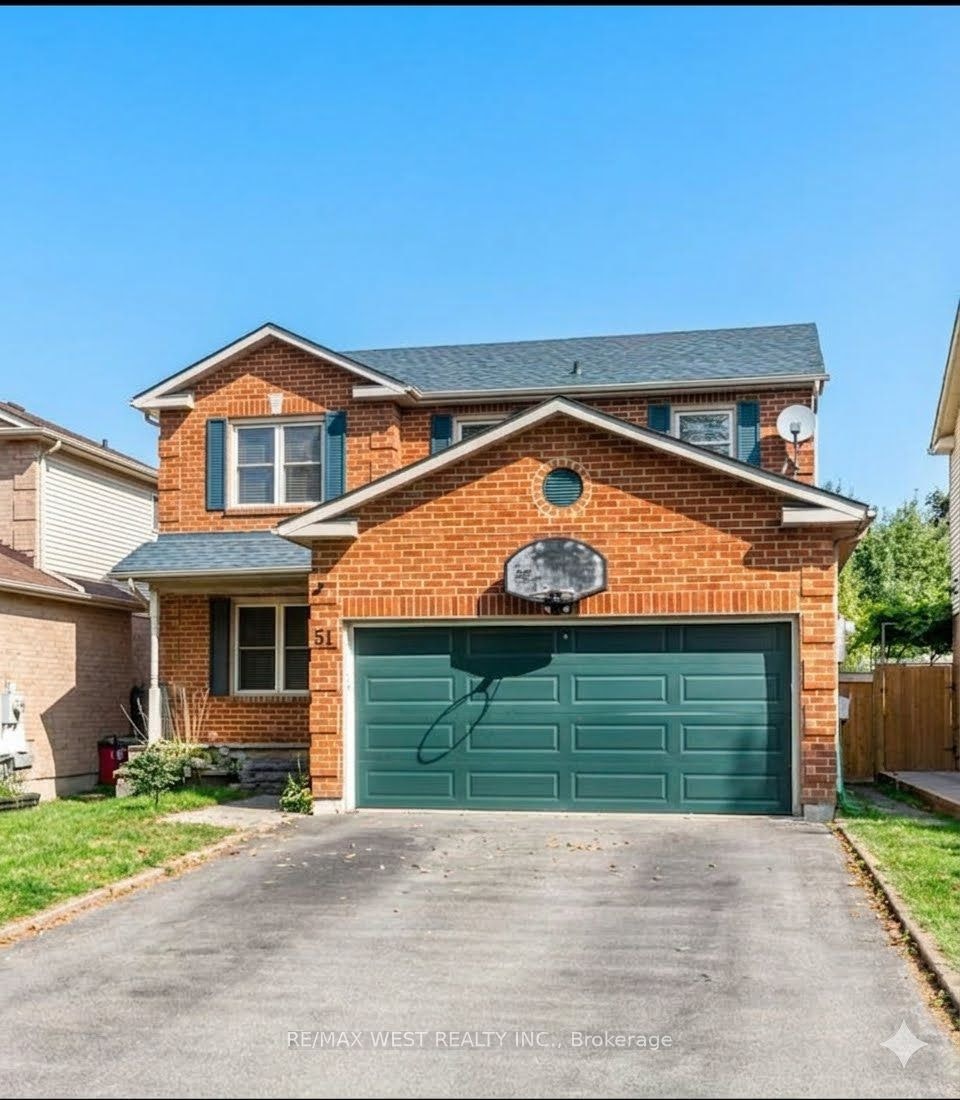 51 Moorcrest Drive, Aurora, ON, L4G 6C6