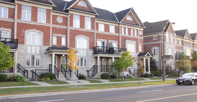 31-2127 Bur Oak Avenue, Markham, ON, L6E 0C5