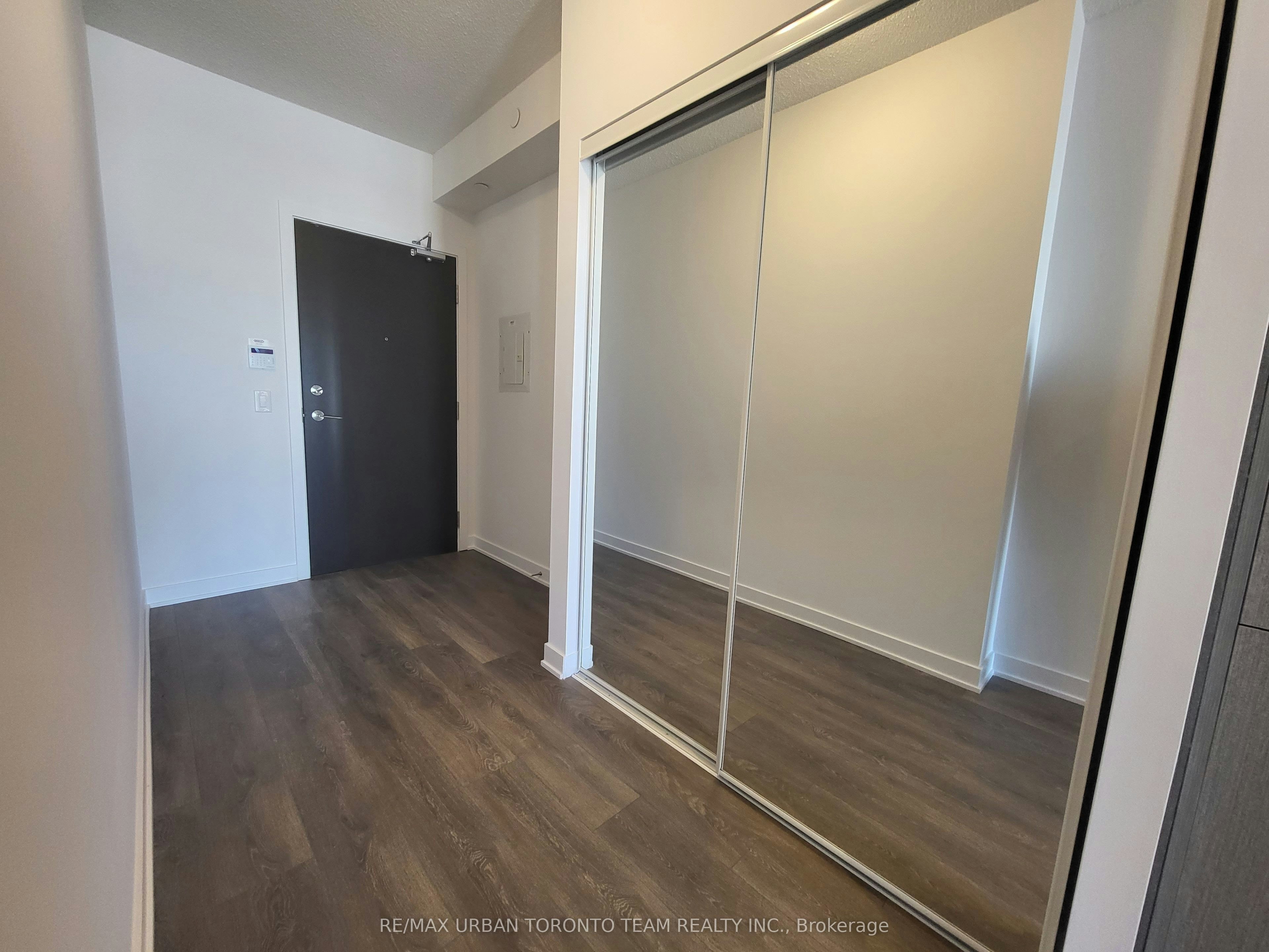 601-38 Honeycrisp Crescent, Vaughan, ON, L4K 5C3 - 13