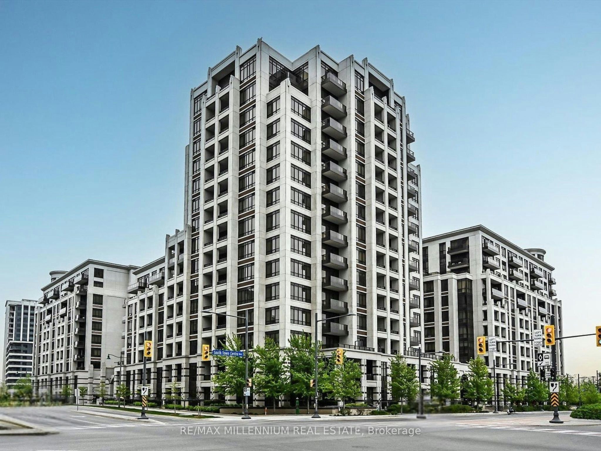 803-89 South Town Centre Boulevard, Markham, ON, L6G 0E8