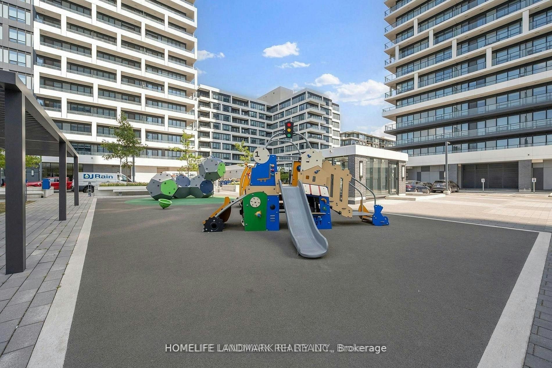1031-38 Water Walk Drive W, Markham, ON, L3R 6M8 - 11