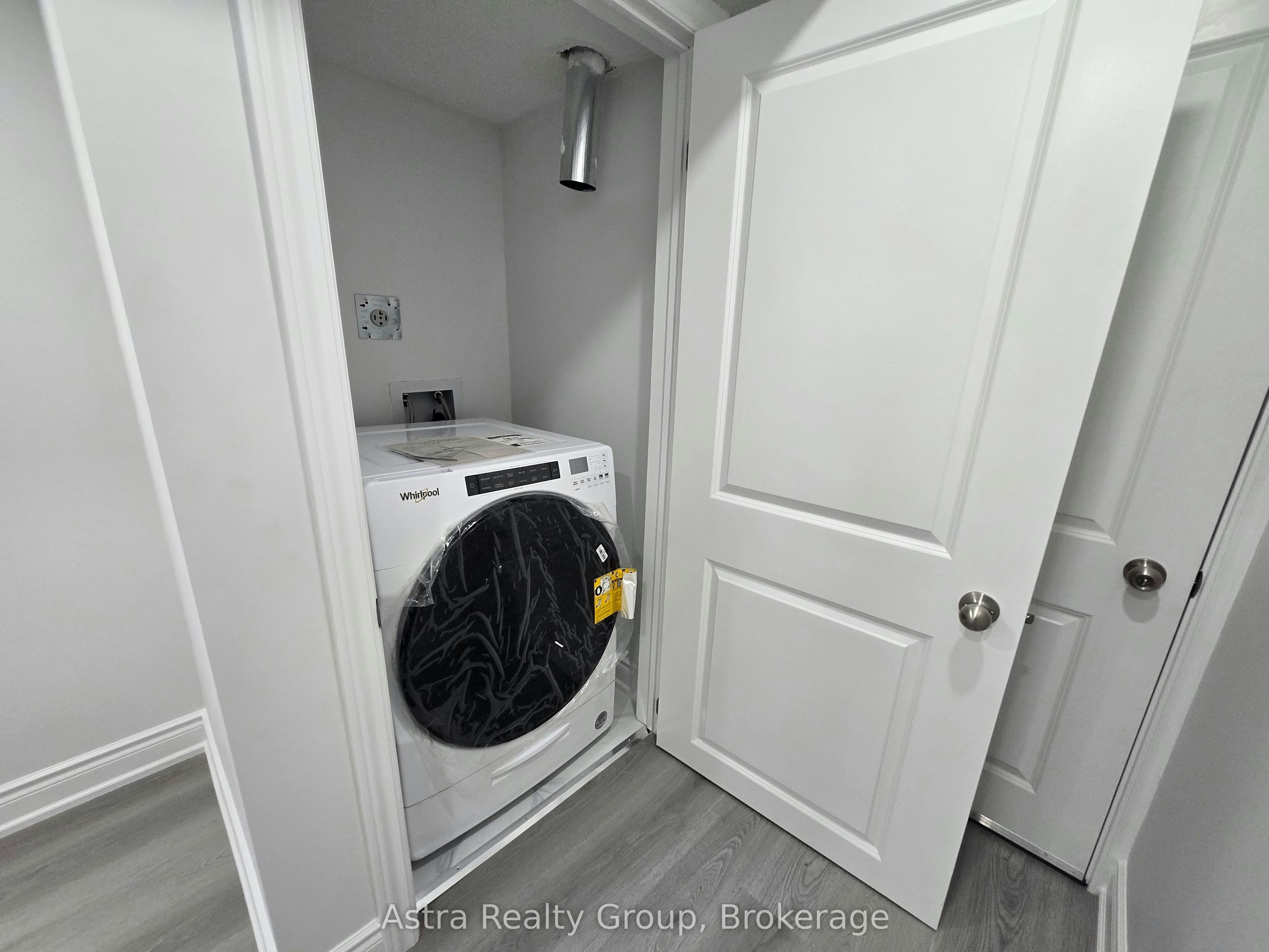 105 Coldwell Bay Circle, Vaughan, ON, L4H 5E9 - 7