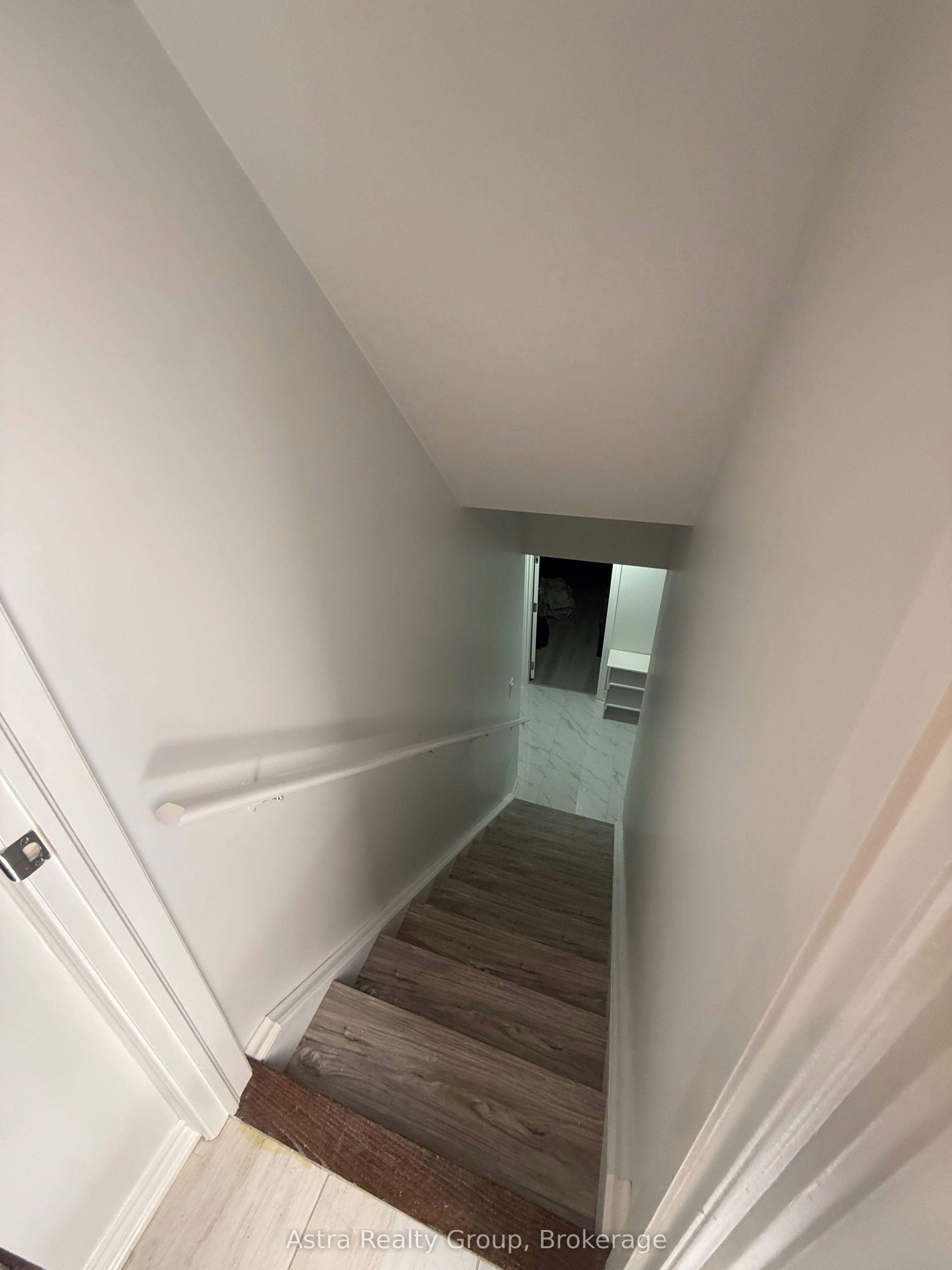 105 Coldwell Bay Circle, Vaughan, ON, L4H 5E9 - 3