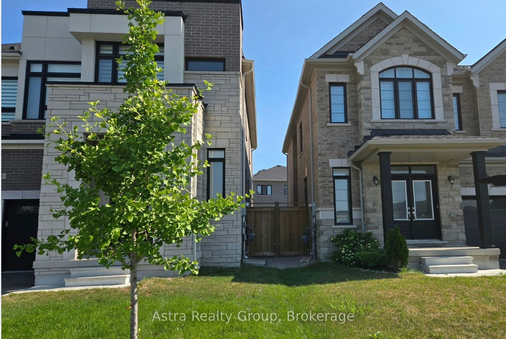 105 Coldwell Bay Circle, Vaughan, ON, L4H 5E9