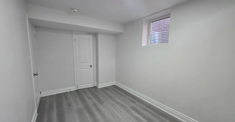 105 Coldwell Bay Circle, Vaughan, ON, L4H 5E9 - 9