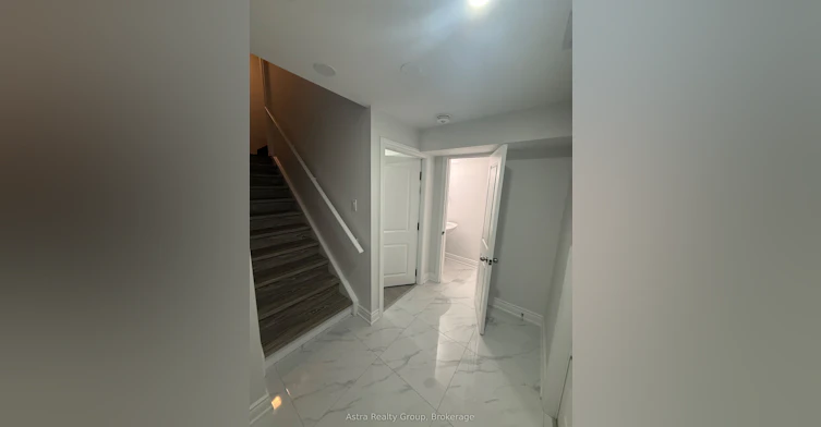 105 Coldwell Bay Circle, Vaughan, ON, L4H 5E9 - 4