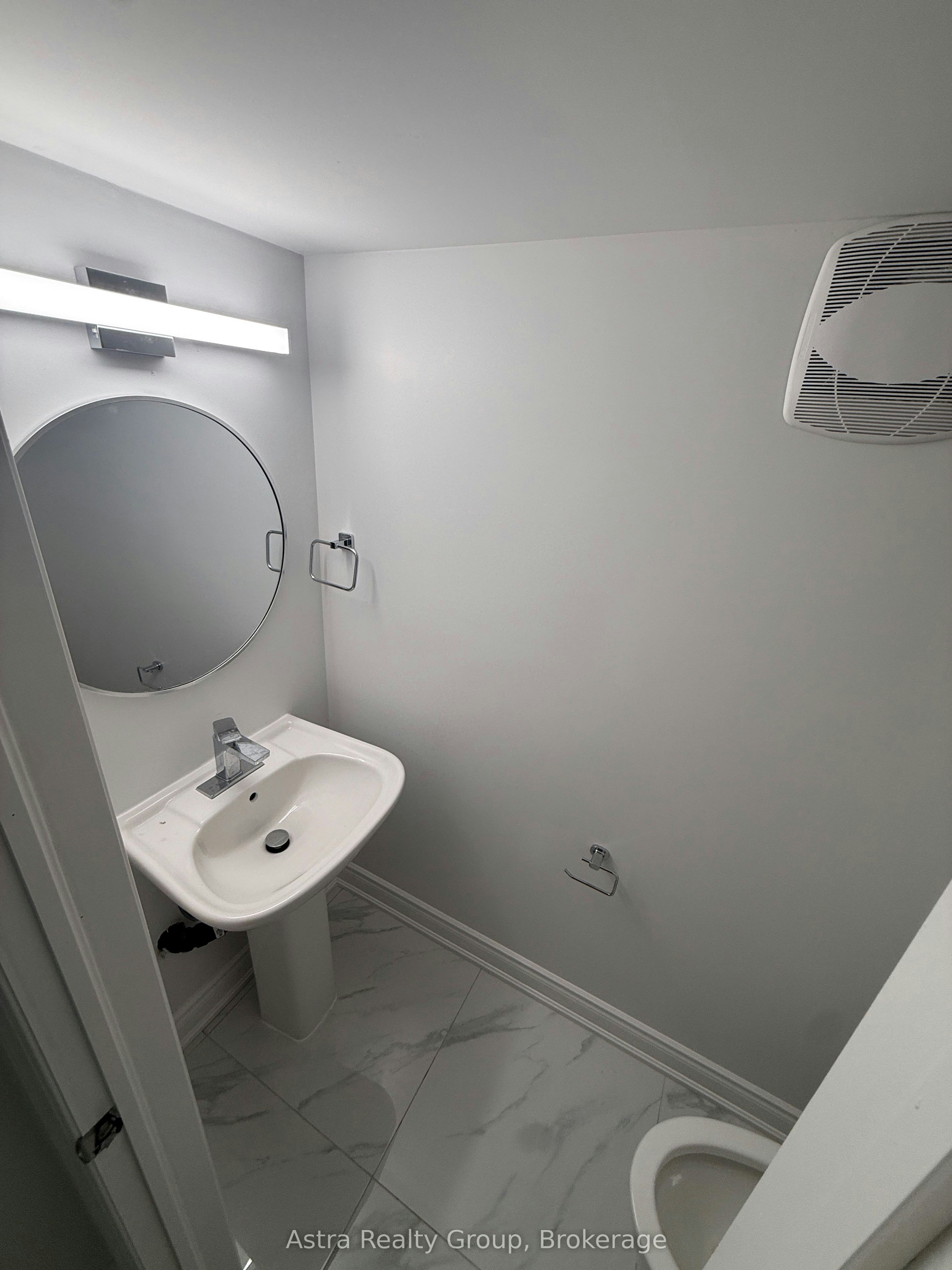 105 Coldwell Bay Circle, Vaughan, ON, L4H 5E9 - 5