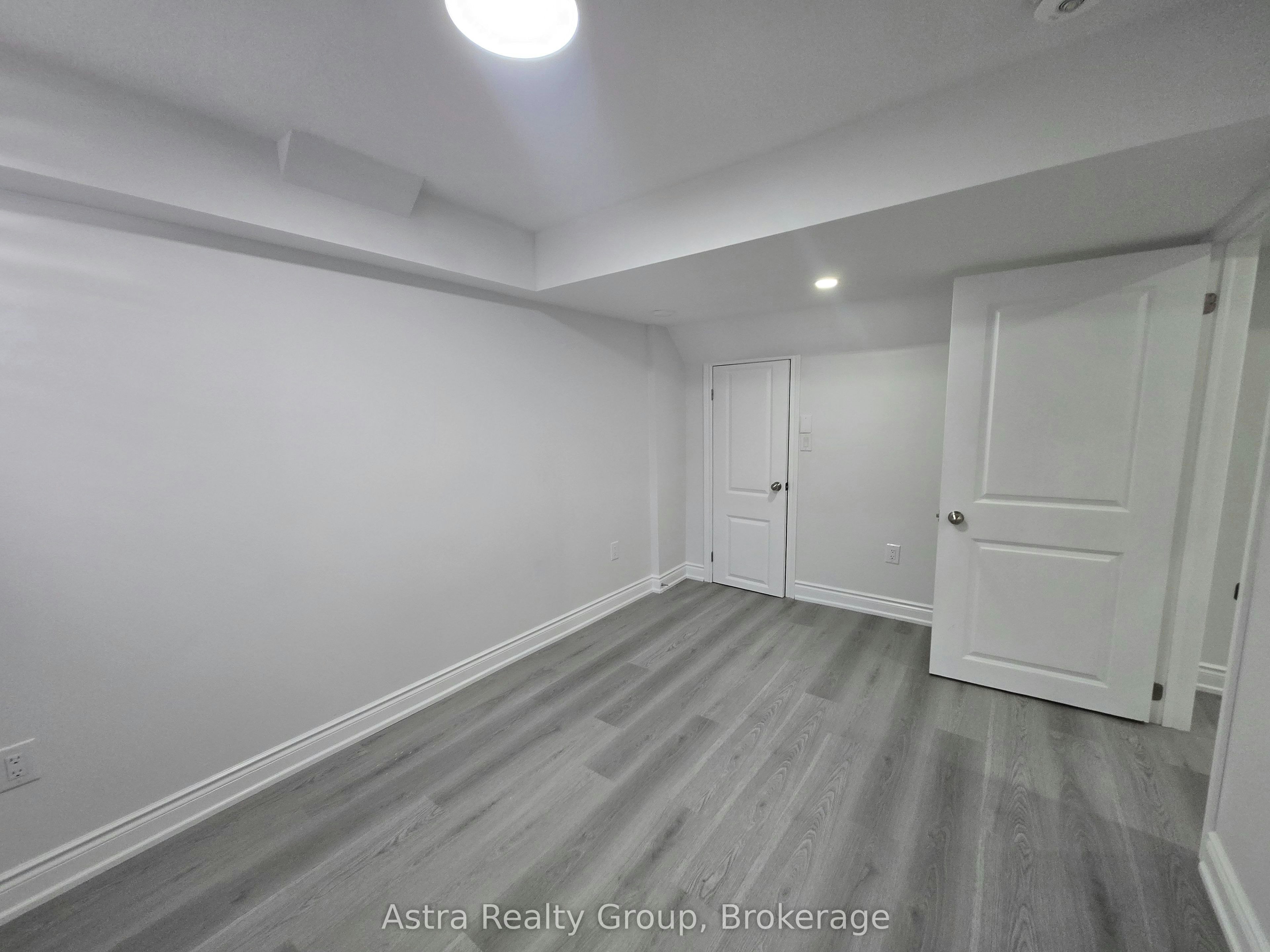 105 Coldwell Bay Circle, Vaughan, ON, L4H 5E9 - 12
