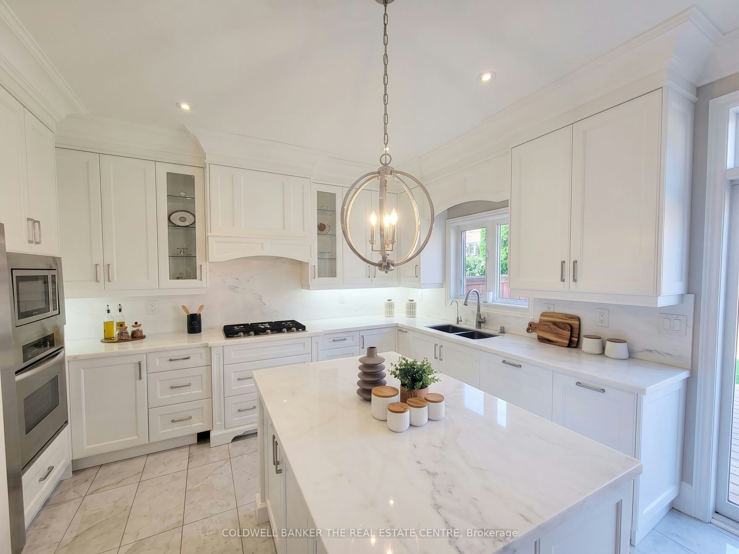 304 Tower Hill Road, Richmond Hill, ON, L4E 0A7