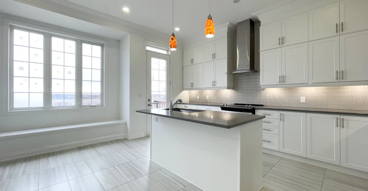20 Frank Kelly Drive, East Gwillimbury, ON, L9N 0V2 - 9