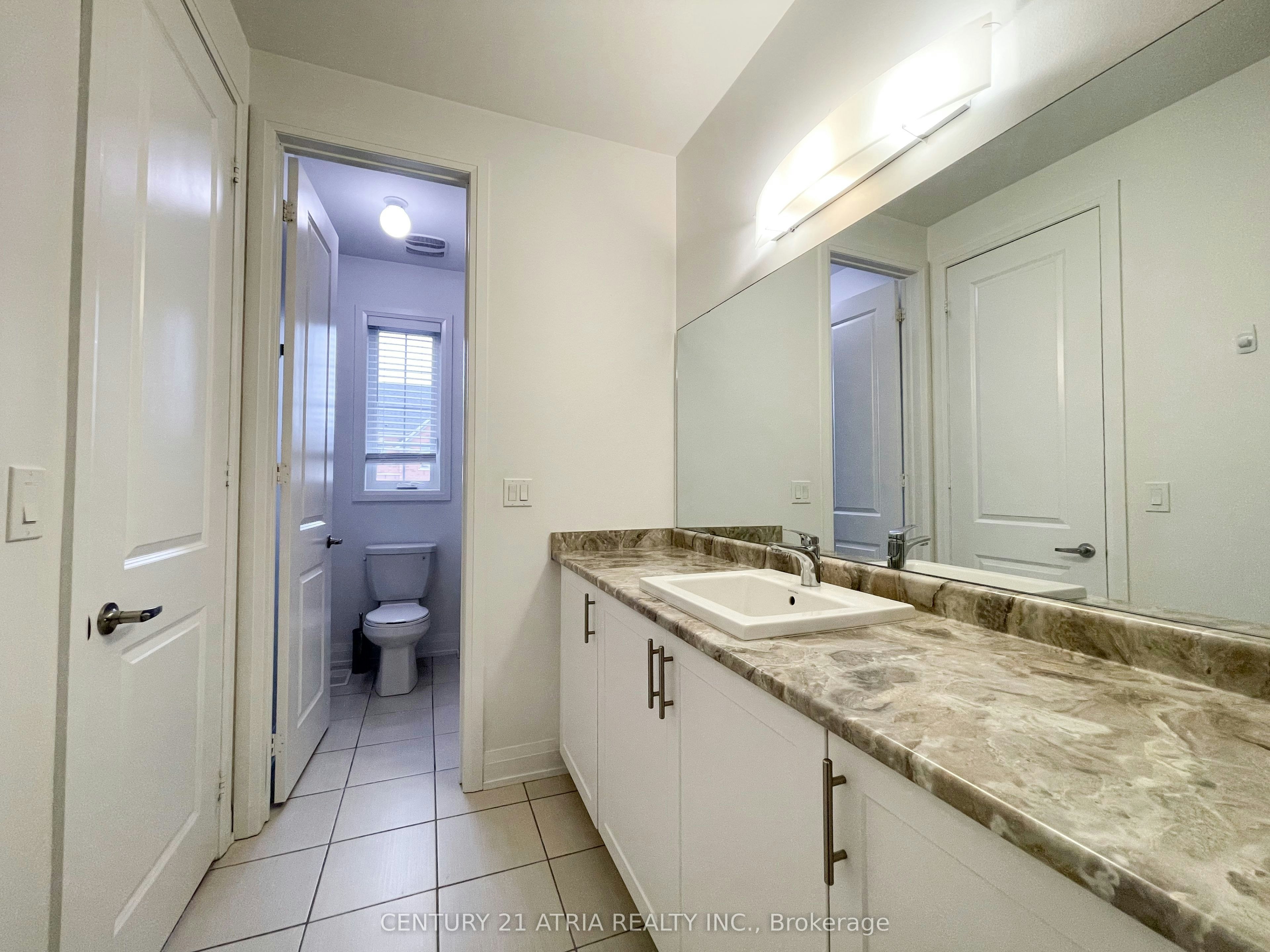 20 Frank Kelly Drive, East Gwillimbury, ON, L9N 0V2 - 20