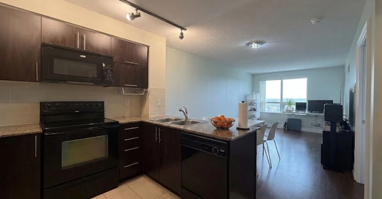 1001-60 South Town Centre Boulevard, Markham, ON, L6G 0C5 - 2